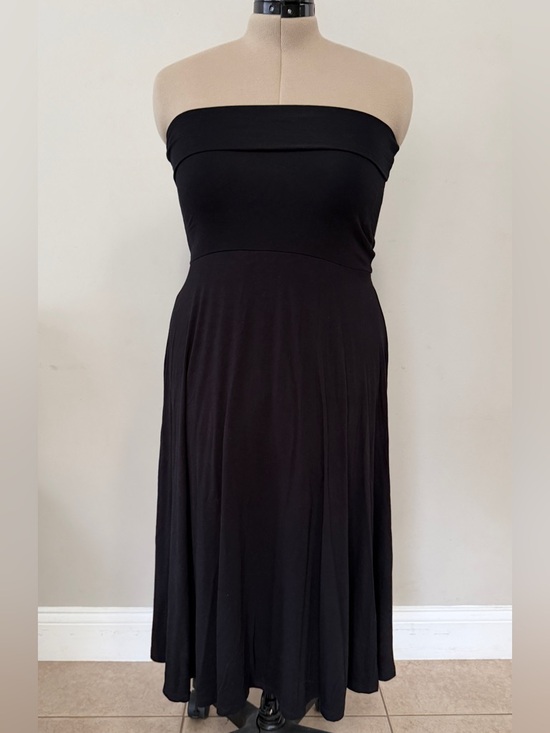INC International Concepts Dresses & Skirts - INC International Concepts Strapless Black Midi Dress